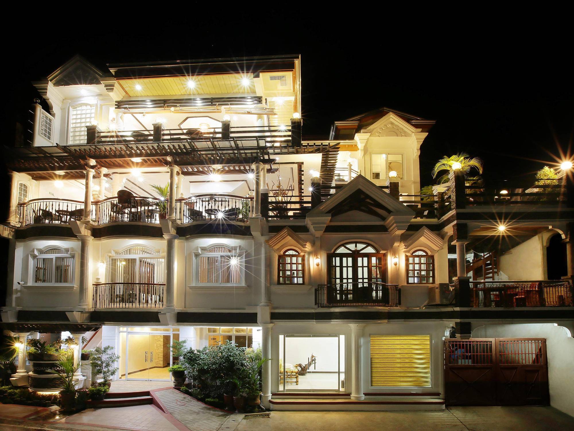Coron Bancuang Mansion Bed & Breakfast Exterior foto